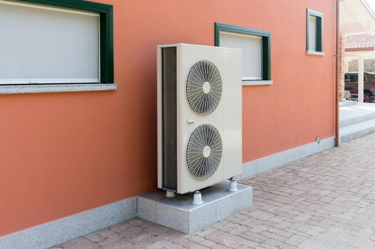 Le VRV se distingue du split pour climatiser plusieurs pièces